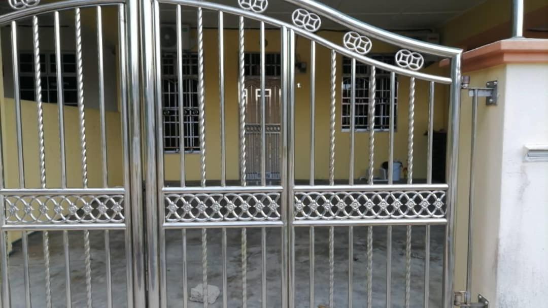 E&Y Homestay Kuala Rompin Exterior foto